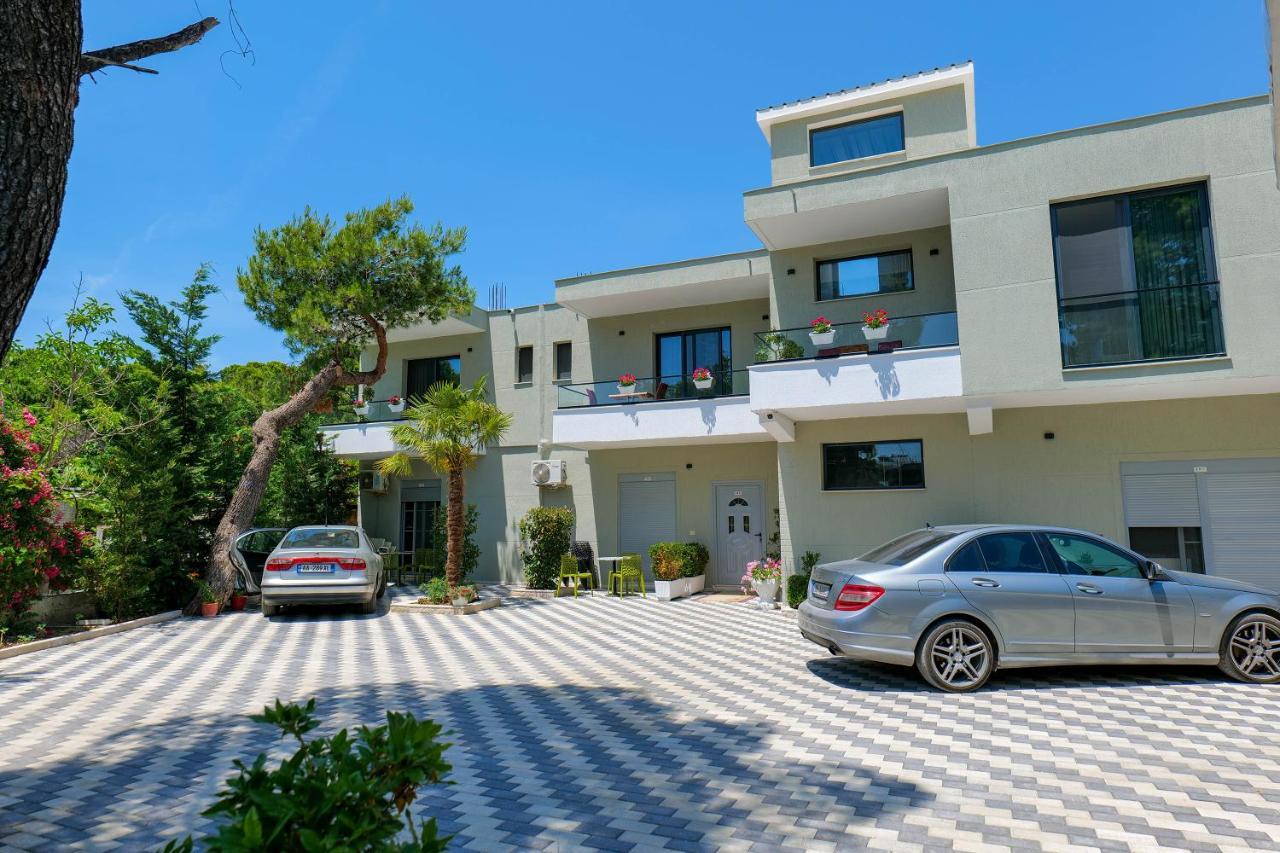 Готель Vila Celaj Вльора Екстер'єр фото